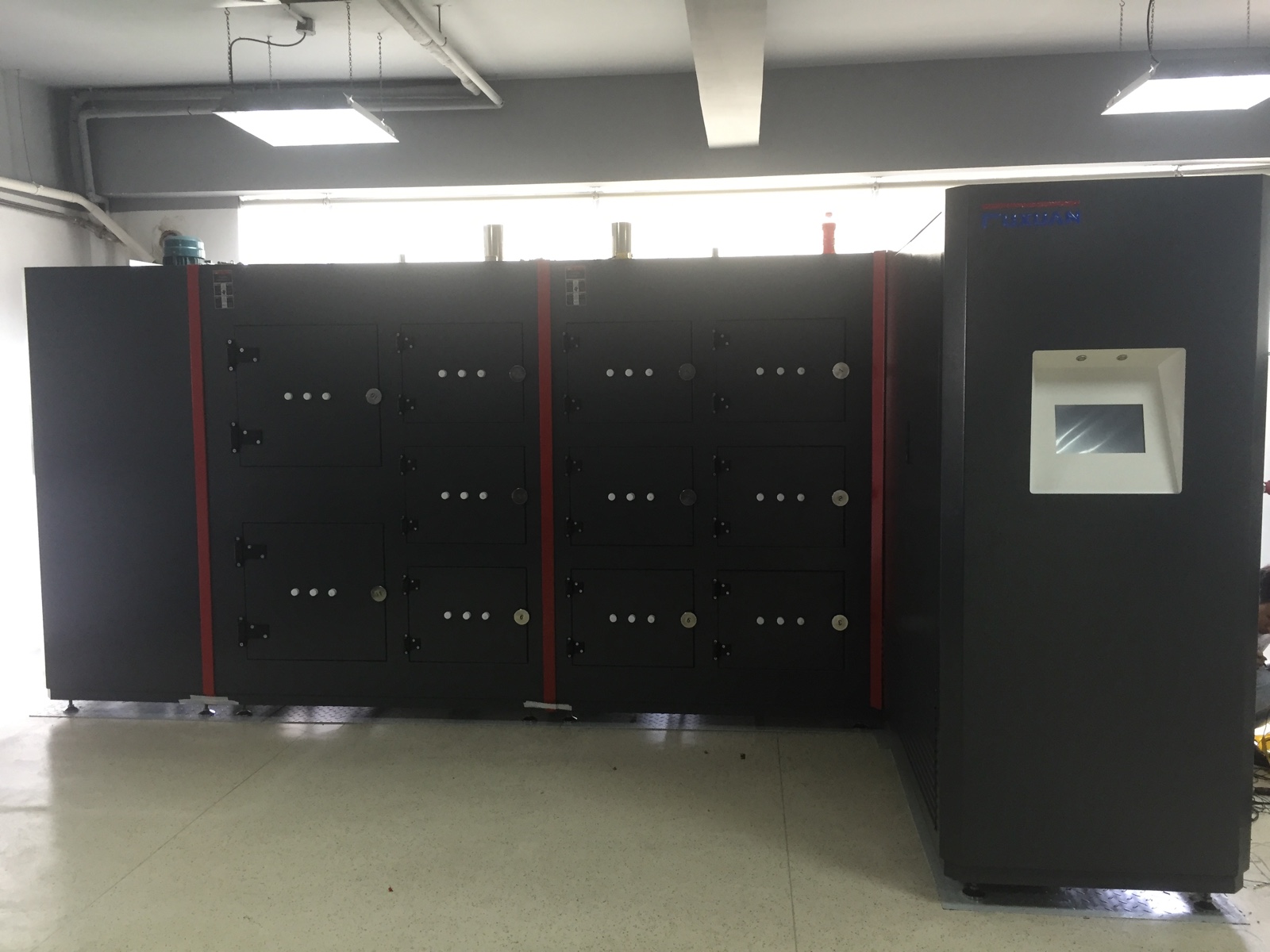 上海建科院塑膠跑道voc檢測氣候箱項目